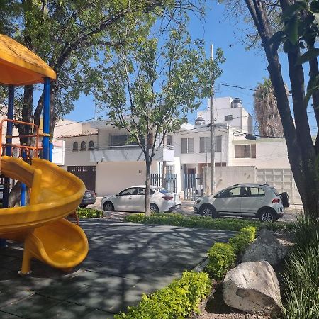 فندق Residencia Ximatario كويريتارو المظهر الخارجي الصورة
